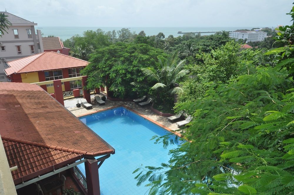 The Harbor Lights Palace Sihanoukville Bagian luar foto